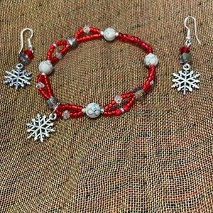 2/25 Handmade Silvertone Red & Clear Beads Bracelet & Earrings w Snowflake Theme